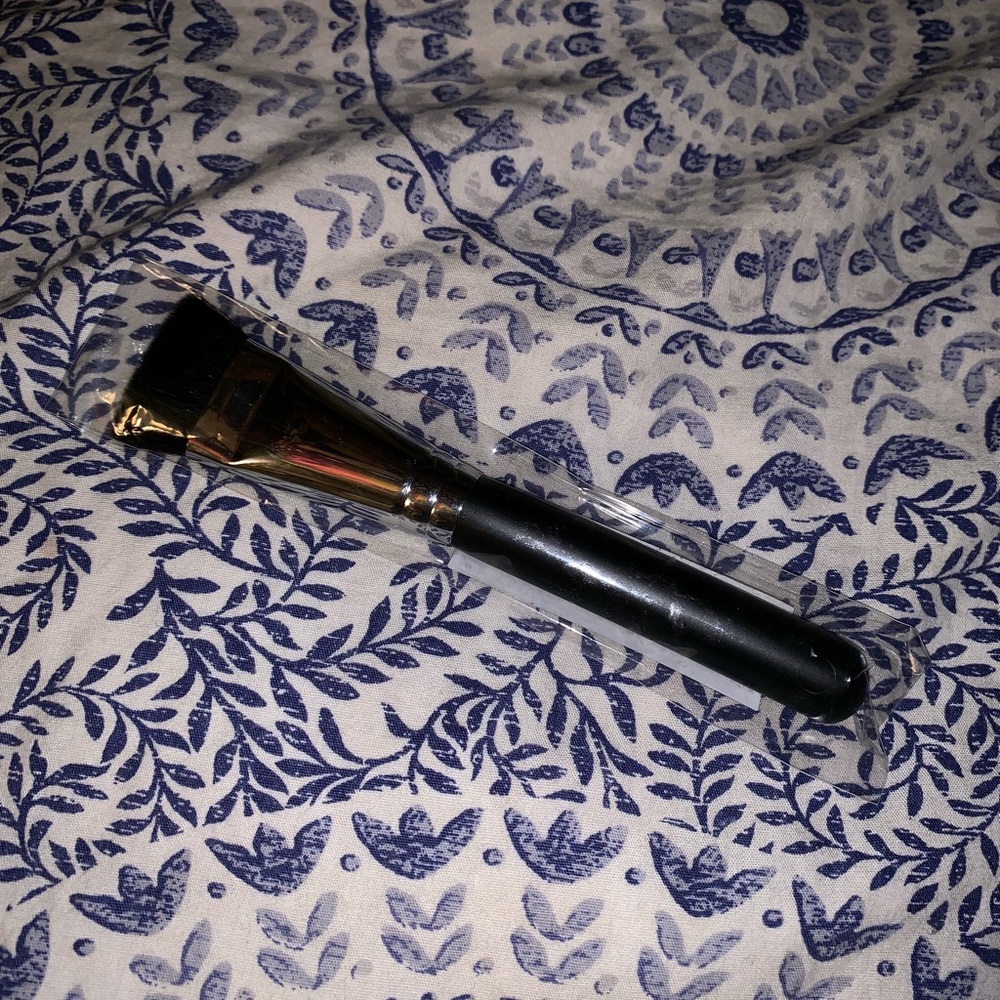 Morphe M458 Flat contour brush